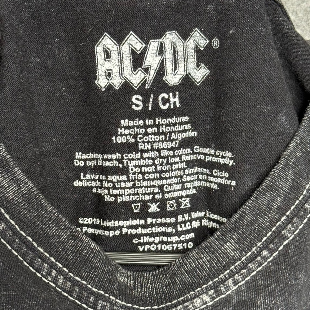 AC/DC 1976 High Voltage UK Tour Band Shirt- Sz S - Picture 5 of 5